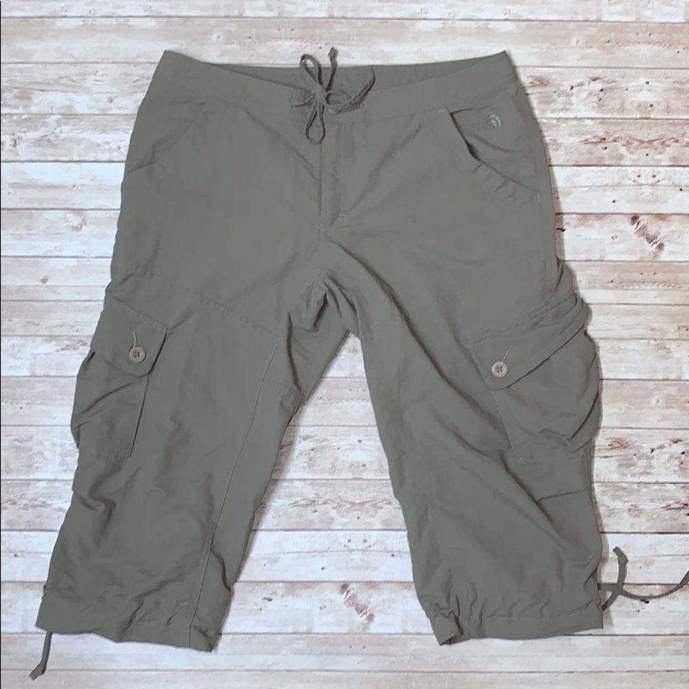 The North Face Capris Size 14